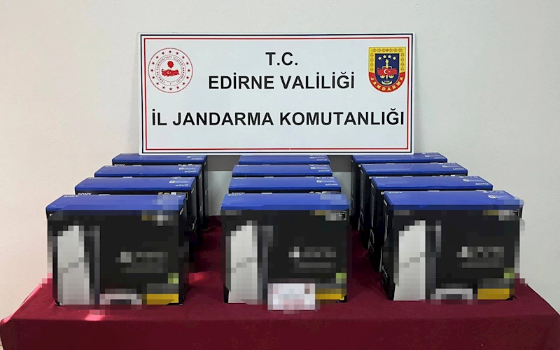 Edirne’de 300 bin lira değerinde gümrük kaçağı 12 oyun konsolu ele geçirildi 
