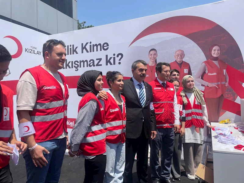 Bakan Tekin: MEB AKUB temmuz ayı sonunda 10 bin kişilik kurtarma ekibine sahip olacak