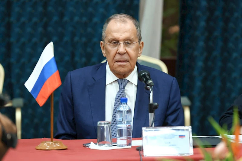 Lavrov: Fransız askeri, Ukrayna’da meşru hedef olur