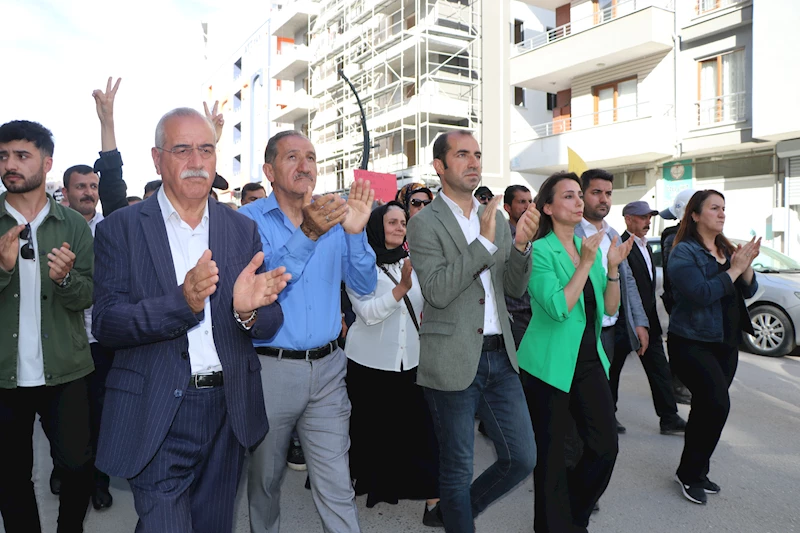 Tülay Hatimoğulları Oruç: Hakkari