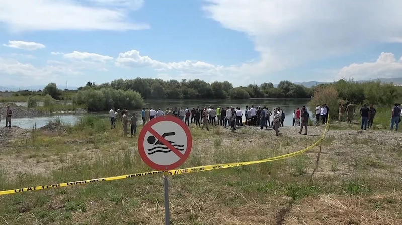 Muş’ta serinlemek için nehre giren liseli Aziz, kayboldu