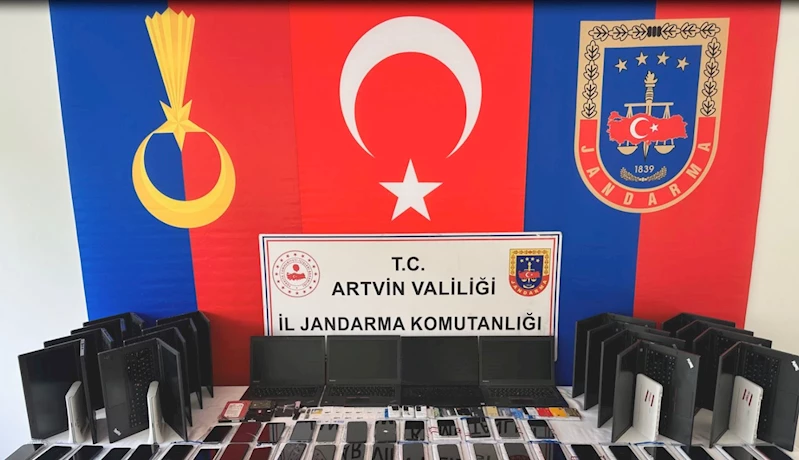 Artvin merkezli 3 ilde 600 milyonluk dolandırıcılık operasyonu: 21 tutuklama 