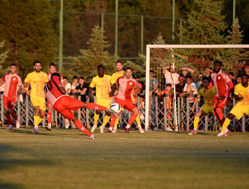 Kayserispor hazırlık maçında Samsunspor’a mağlup oldu