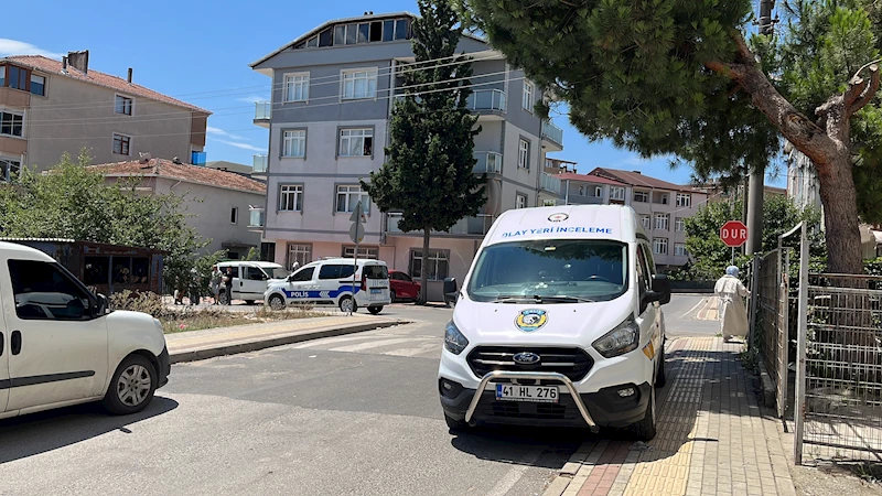 İhbarla gittiği evde tornavidalı saldırıya uğrayan polis, taburcu oldu