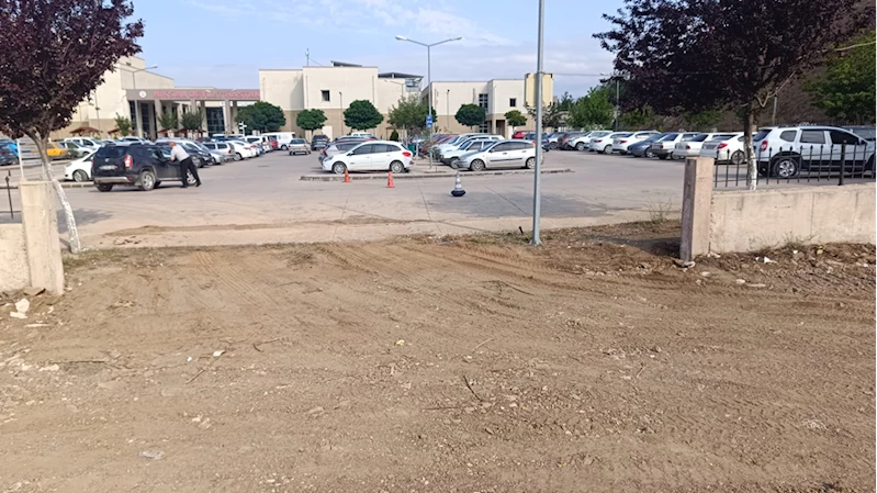 Niksar Devlet Hastanesi için otopark yapımına başlandı