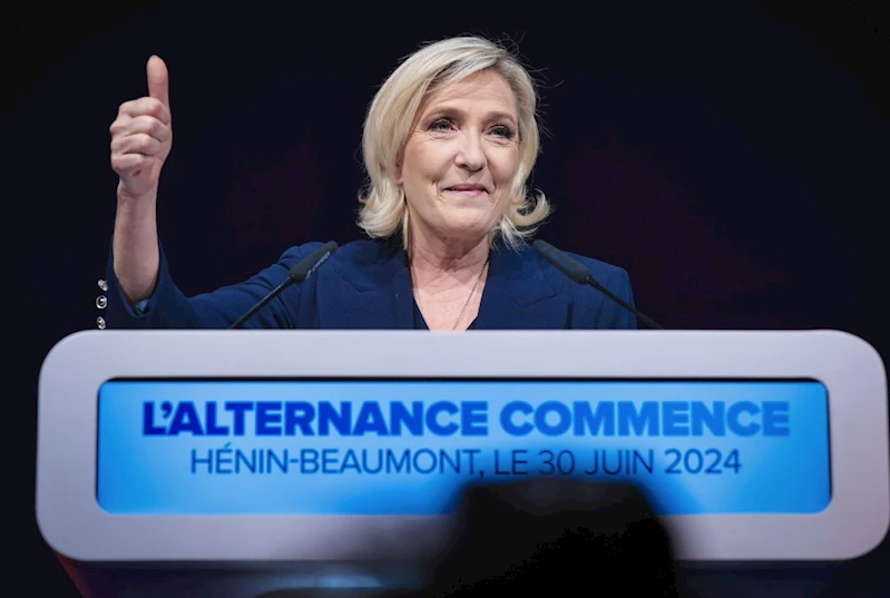 Fransa’da merkez ve sol partiler, Le Pen’in engellemek için harekete geçti