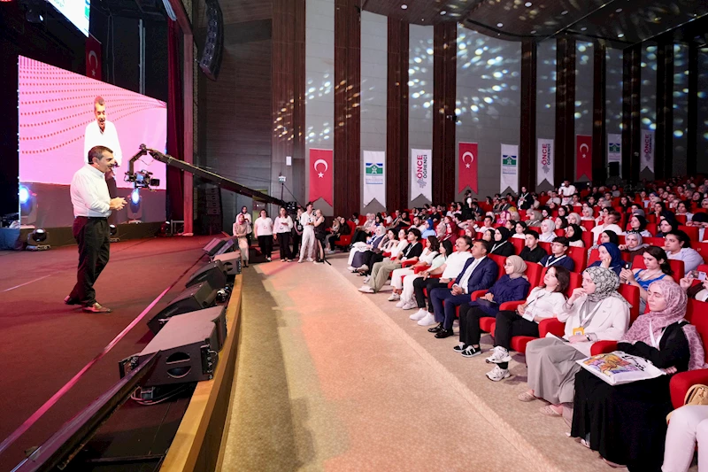 Bakan Tekin: Biz eğitim-öğretim sürecinde üstümüze ne düşerse yapmaya hazırız