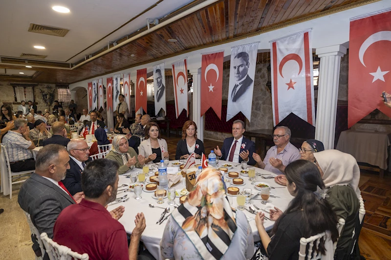 Mersin’de Kıbrıs Barış Harekâtı onuruna yemek