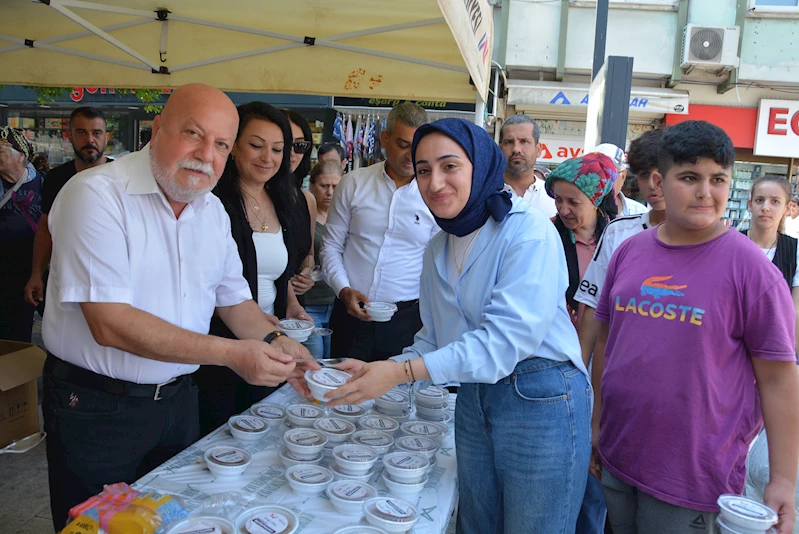 Mersin’de vatandaşa 25 bin kap aşure