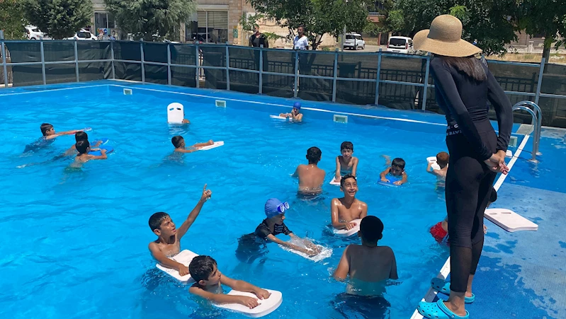 Mardin’de çocuklar için yüzme kursu