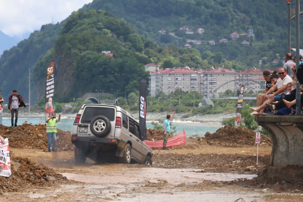 Arhavi Kültür ve Sanat Festivali’nde Off-Road Heyecanı