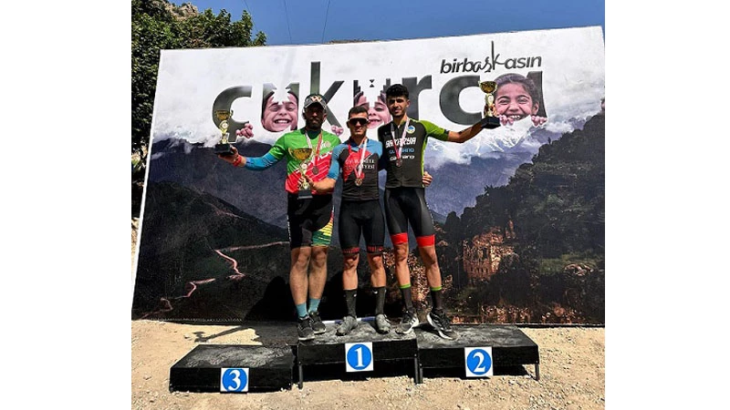 Okan Aydoğan, Dağ Bisikleti Yarışları’nda şampiyon oldu