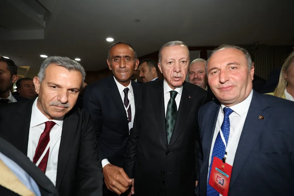 Arhavi Belediye Başkanı, Cumhurbaşkanı Erdoğan’ın Başkanlık Ettiği Toplantıya Katıldı