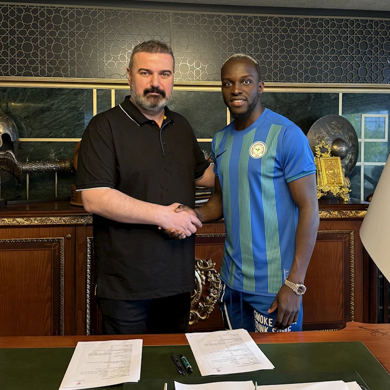 Çaykur Rizespor, Gambiyalı forvet Ali Sowe