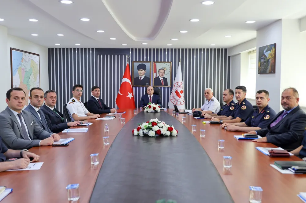 Vali Cengiz Ünsal Başkanlığında Kolluk Değerlendirme Toplantısı Düzenlendi