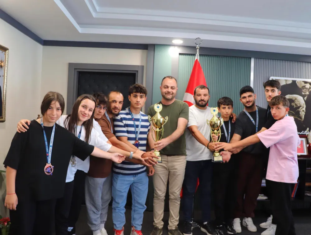 Yusufeli Belediyesi Sporcularından İntercity Akarsu Slalom Türkiye Şampiyonası’nda Büyük Başarı!