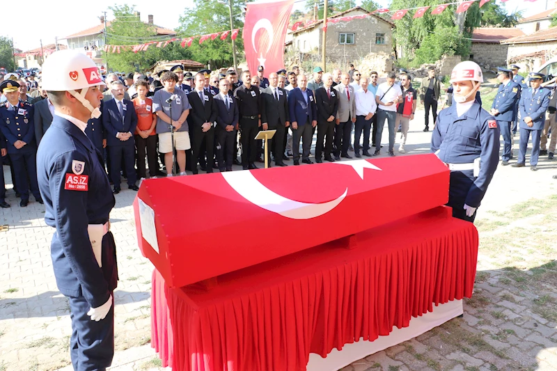 Somali şehidi Uzman Çavuş Ünlü, toprağa verildi/ Ek fotoğraflar