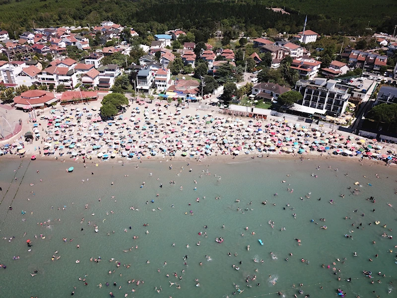 Kandıra’da 2 plaj hariç denize girme yasağına devam