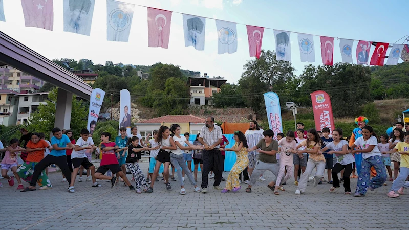 Tarsus’un kırsal mahallelerinde yaz akşamları şenleniyor