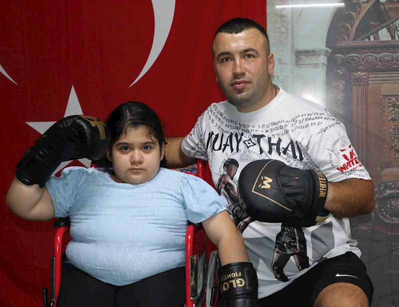  11 yılda 12 ameliyat ve 10 yara tedavisi olan Zeynep, muay thai ile hayata sarıldı