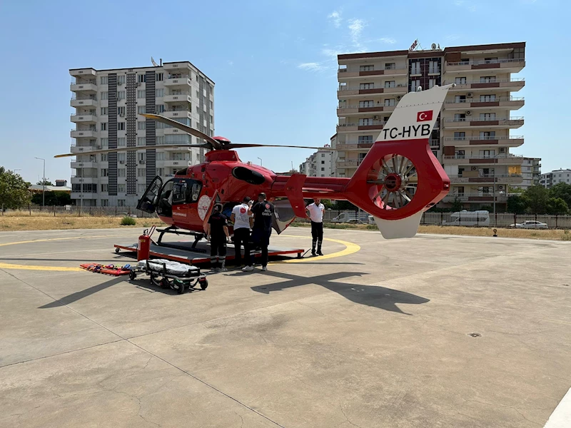 Ambulans helikopter yaralı kazazede için havalandı