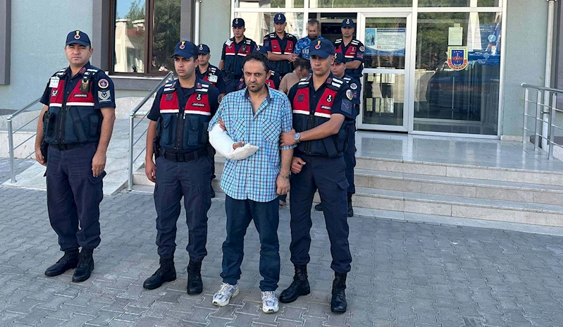 Eşini öldüren sağ kolu kırık koca tutuklandı, 3 arkadaşı serbest (2)- Yeniden