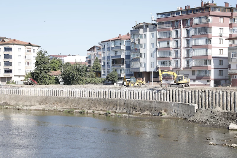 Taşkınlarla gündeme gelen Terme Çayı