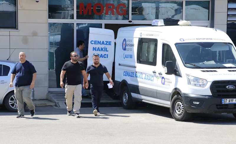 Eski belediye başkan yardımcısı, düğünde eski meclis üyesini öldürdü / Ek fotoğraf