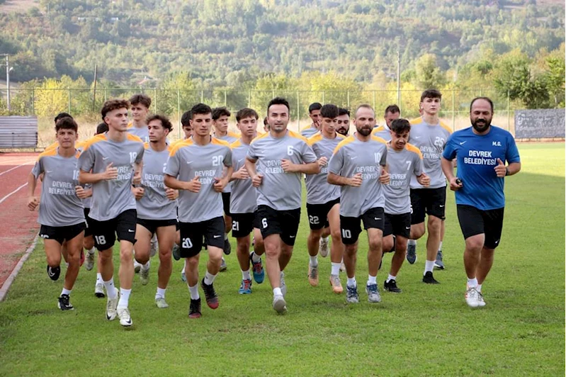 Devrek Belediyespor yeni sezon hazırlıklarına başladı