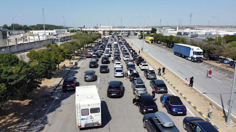 Gurbetçiler, memleket lezzetlerini de yanlarında götürüyor