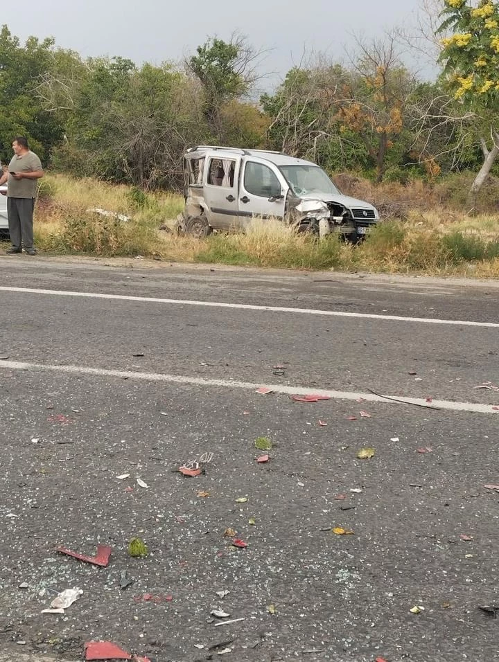 Niğde’de trafik kazası: 1 ölü 2 yaralı