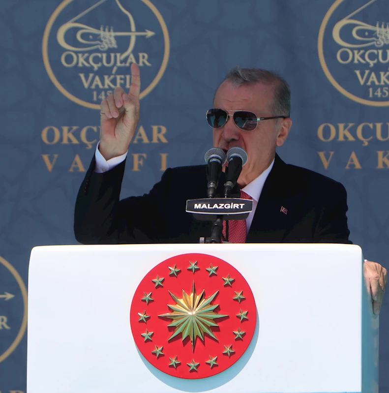 Cumhurbaşkanı Erdoğan: Malazgirt ruhunu yaşatacak, yeni nesillere şanla, şerefle teslim edeceğiz / Ek fotoğraflar