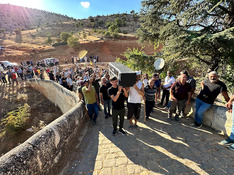 Tabutlu HES protestosu