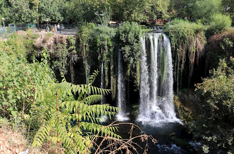 Yeşilçam filmlerine sahne olan Düden Şelalesi