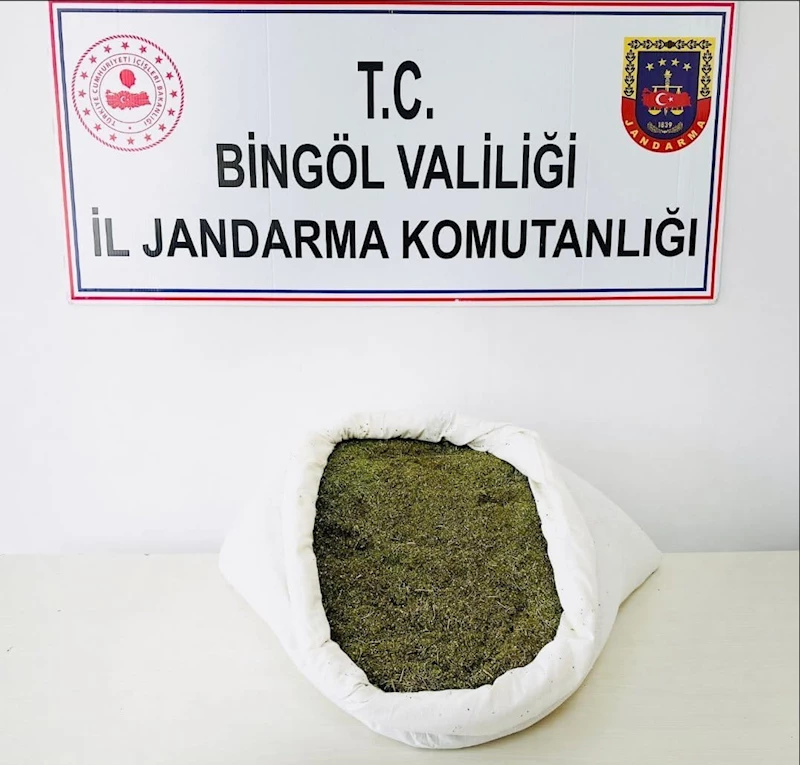 Bingöl’de 17 kilo 500 gram esrar ele geçirildi