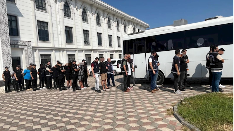 Arkadaşlarıyla çay içen işçinin vurularak öldürülmesinde 5 tutuklama