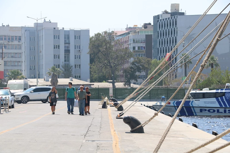 TCG Kınalıada ve TCG Sancaktar, Alsancak Limanı