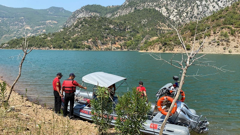 Suya batan helikopterin enkazı, balon sistemiyle çıkarılacak