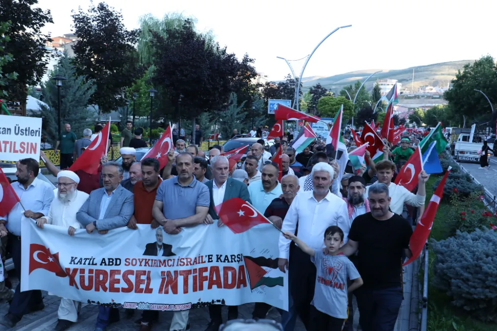 Bayburt’ta Gazze’nin Sesi Oldu: Eşzamanlı Protesto Yürüyüşü Düzenlendi