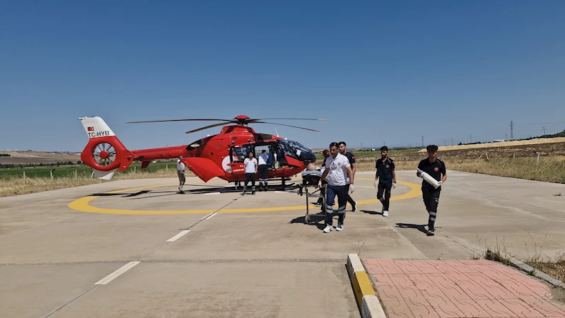 Kalp krizi geçirdi, ambulans helikopterle hastaneye yetiştirildi