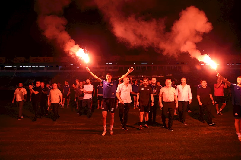 Çaykur Rizespor taraftarıyla bir araya geldi