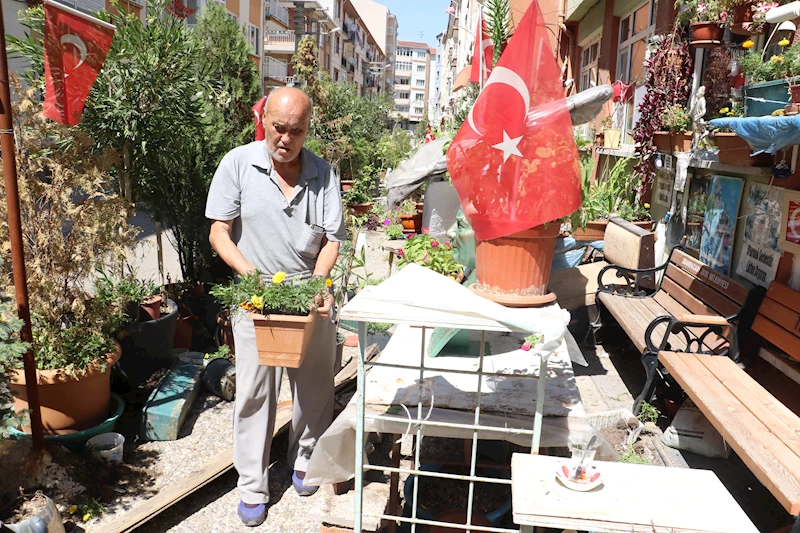 ESKİŞEHİR Tartıştığı komşusu felçli eşi için kaldırıma yaptığı bahçeye zarar verdi (VİDEO EKLENDİ)