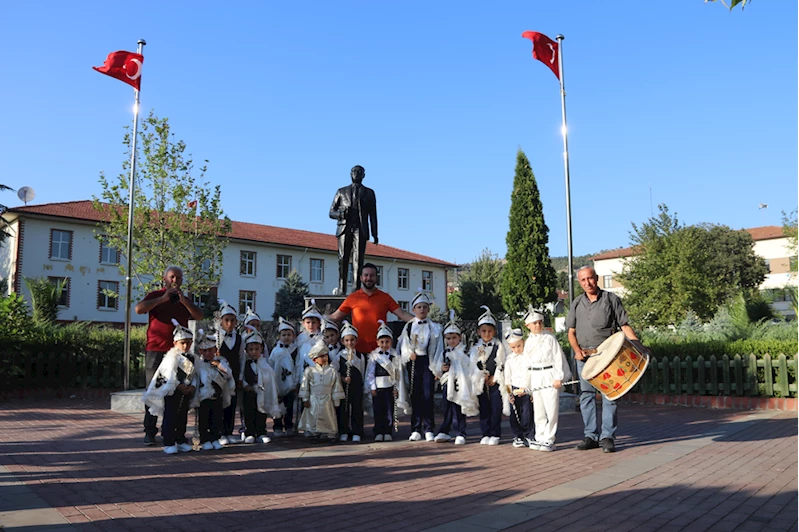 Taşova’da sünnet şöleni düzenlendi