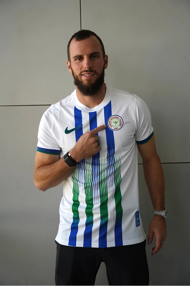 Çaykur Rizespor, Çekyalı forvet Vaclav Jurecka