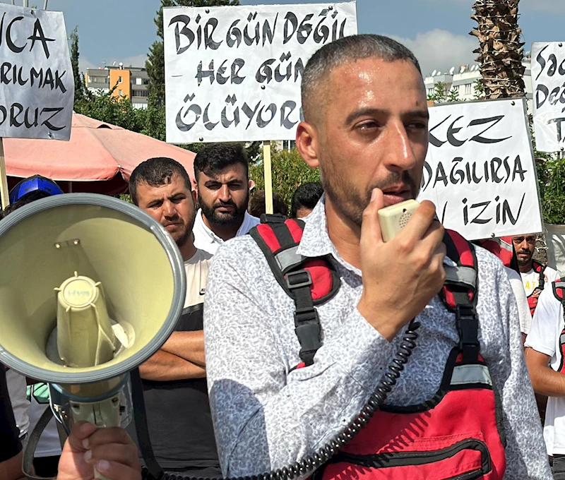 Adana’da motosikletli kuryeler eylem yaptı