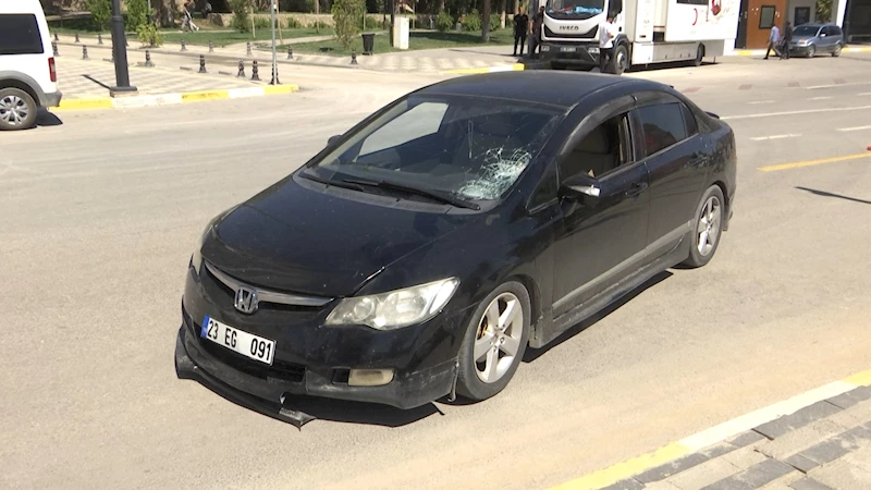 Elazığ’da otomobilin çarptığı yaya ağır yaralandı