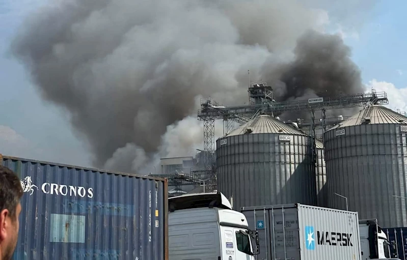 Hendek’te makarna fabrikasında patlama: 2’si ağır, 21 yaralı- Yeniden