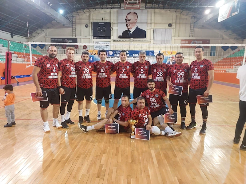 Bayat Kaymakamlığı Voleybol Takımı 2. kez şampiyon oldu