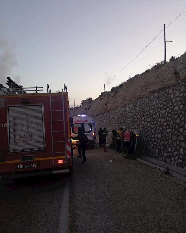 Hatay’da tek taraflı kaza: 2 yaralı 