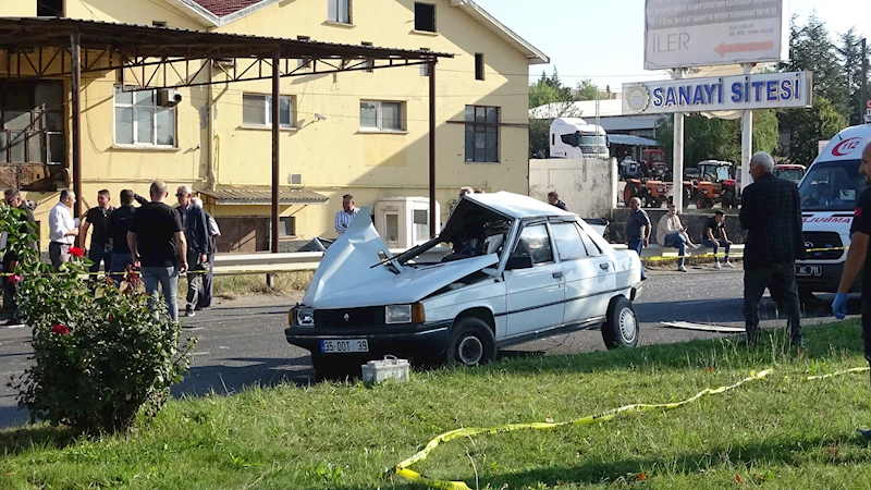 Servis otobüsü otomobile çarptı: 1 ölü, 9 yaralı